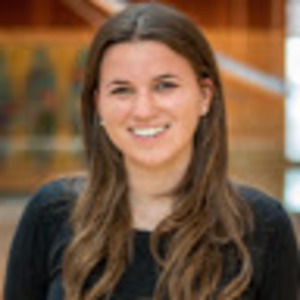 Meet your Posher, Adina